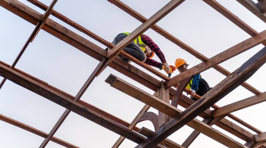 Expert Emergency Roof Repairs services in Tustin, MI