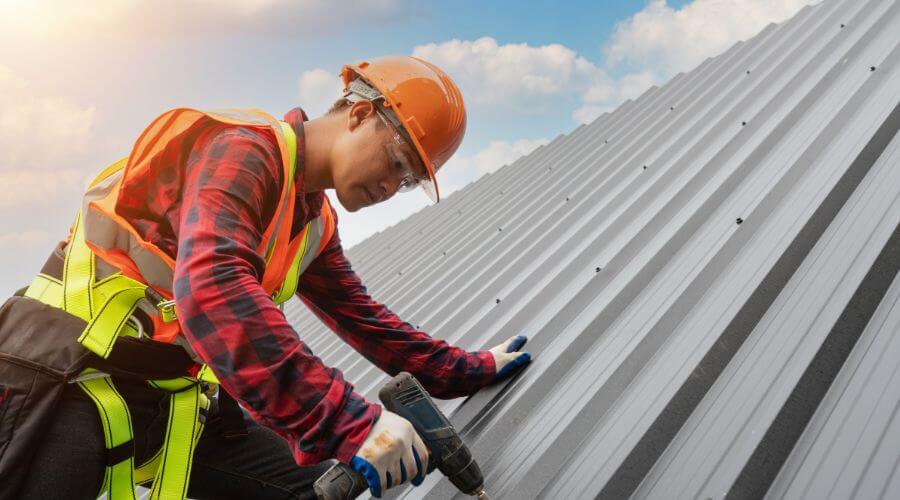 Owens Corning roofing contractor in Tustin, MI